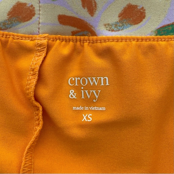 CROWN & IVY • Tropical Floral Print Athletic Skort Size XS - Picture 6 of 14